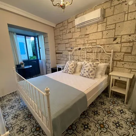 Kerii Alacati Butik Otel *